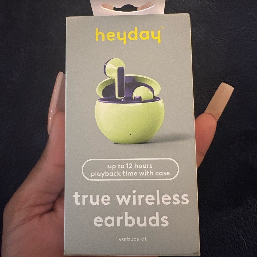 Heyday Green Earbud Headphones True Wireless